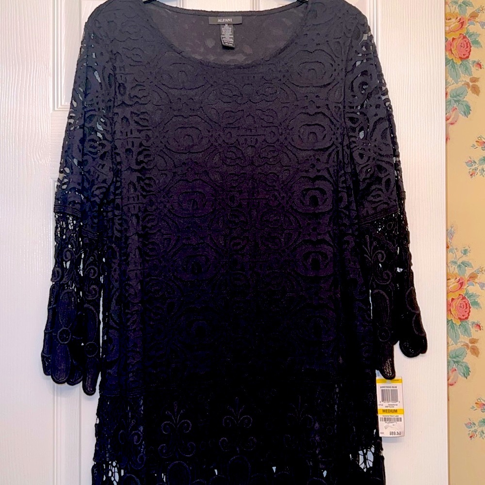 NWT- Alfani lace tunic top